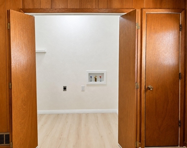2711 Morton Street - Photo Thumbnail 10