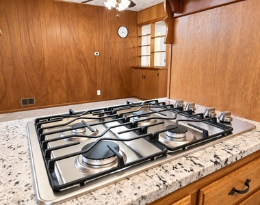 2711 Morton Street - Photo Thumbnail 8