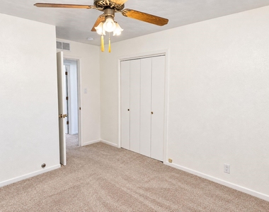 2711 Morton Street - Photo Thumbnail 13