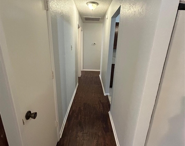 7738 Sable Lane - Photo Thumbnail 4