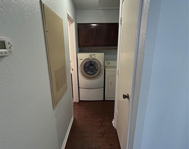 7738 Sable Lane - Photo Thumbnail 6