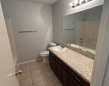 7738 Sable Lane - Photo Thumbnail 9