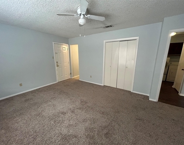 7738 Sable Lane - Photo Thumbnail 11