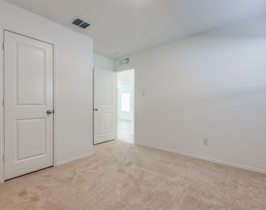 3420 Flicker Place - Photo Thumbnail 10