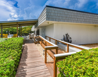 1357 Ne Ocean Boulevard - Photo Thumbnail 19