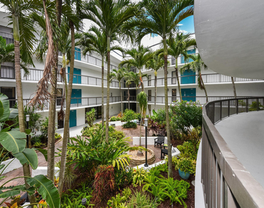 1357 Ne Ocean Boulevard - Photo Thumbnail 2