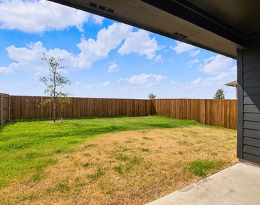 1203 Bridgewalk Drive - Photo Thumbnail 24