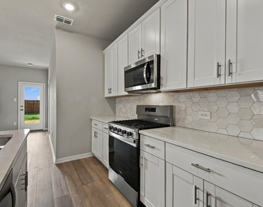 1203 Bridgewalk Drive - Photo Thumbnail 7