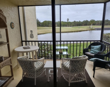 5527 Ne Gulfstream Way - Photo Thumbnail 13