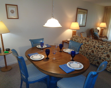 5527 Ne Gulfstream Way - Photo Thumbnail 8