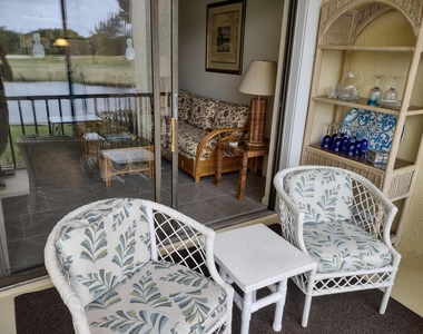 5527 Ne Gulfstream Way - Photo Thumbnail 14