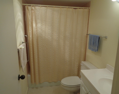 5527 Ne Gulfstream Way - Photo Thumbnail 18