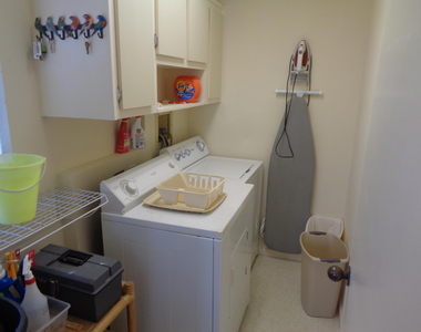 5527 Ne Gulfstream Way - Photo Thumbnail 23