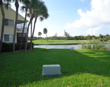 5527 Ne Gulfstream Way - Photo Thumbnail 25