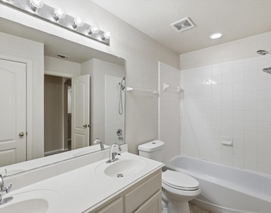 801 Coralberry Drive - Photo Thumbnail 25