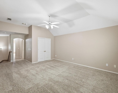 801 Coralberry Drive - Photo Thumbnail 22