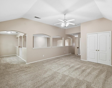801 Coralberry Drive - Photo Thumbnail 21