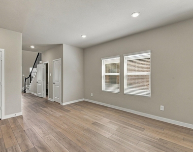 6014 Alderton Drive - Photo Thumbnail 11