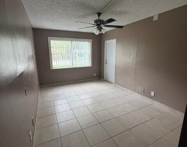 4141 Nw 90th Avenue - Photo Thumbnail 7