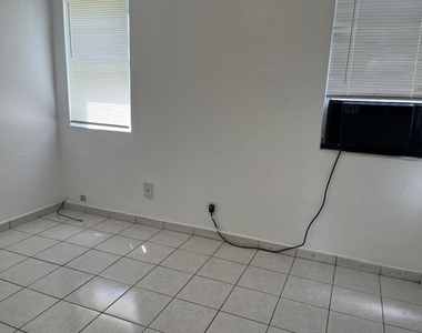 1840 Taft Street - Photo Thumbnail 2