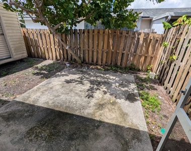 8599 Crater Terrace - Photo Thumbnail 17