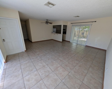 8599 Crater Terrace - Photo Thumbnail 4