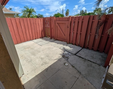 8599 Crater Terrace - Photo Thumbnail 2