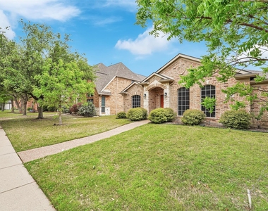 12618 Red Hawk Drive - Photo Thumbnail 6