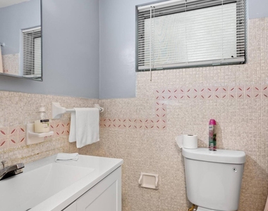 1826 Sherman Street - Photo Thumbnail 4