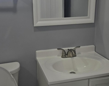 1408 W Broome Street - Photo Thumbnail 8