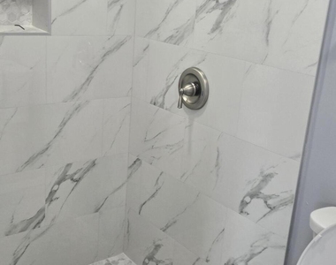 1408 W Broome Street - Photo Thumbnail 13