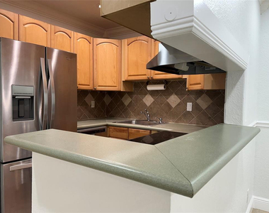 11783 Nw 30th Street - Photo Thumbnail 5