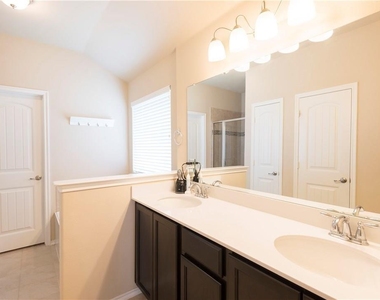 3514 Founders Way - Photo Thumbnail 10