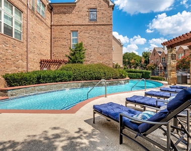 4201 Lomo Alto Drive - Photo Thumbnail 10