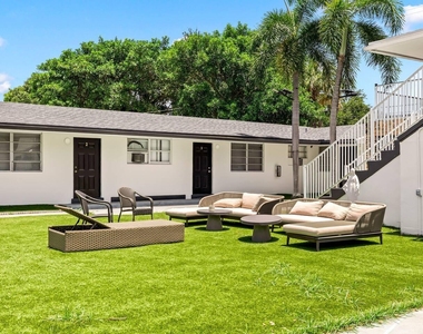 1826 Sherman Street - Photo Thumbnail 12