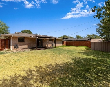 817 Warren Way - Photo Thumbnail 27