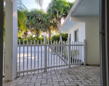 1727 Jimmy Buffett Mem Highway - Photo Thumbnail 22