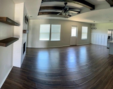 1709 Trace Drive - Photo Thumbnail 2