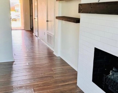 1709 Trace Drive - Photo Thumbnail 3