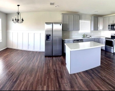 1709 Trace Drive - Photo Thumbnail 5