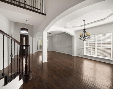 12289 Princess Drive - Photo Thumbnail 7