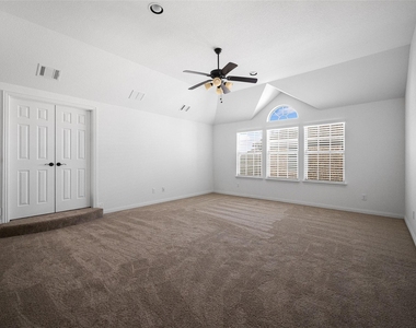 12289 Princess Drive - Photo Thumbnail 20