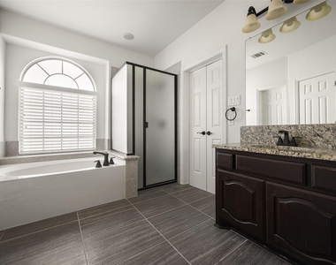 12289 Princess Drive - Photo Thumbnail 14