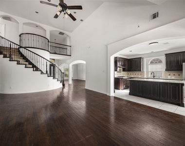 12289 Princess Drive - Photo Thumbnail 2