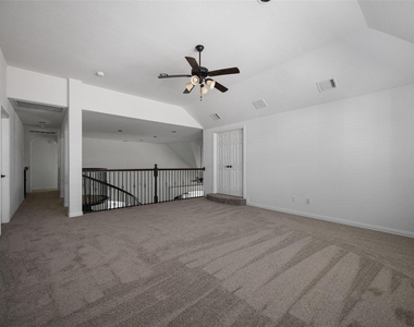 12289 Princess Drive - Photo Thumbnail 24