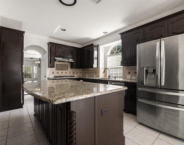 12289 Princess Drive - Photo Thumbnail 10