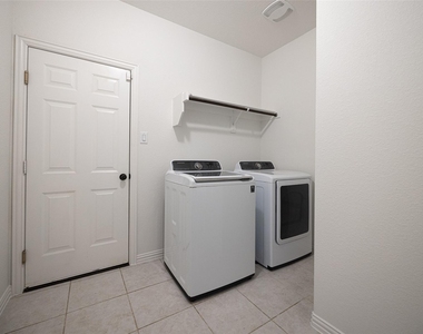 12289 Princess Drive - Photo Thumbnail 25