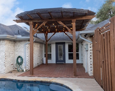4669 Portrait Lane - Photo Thumbnail 22