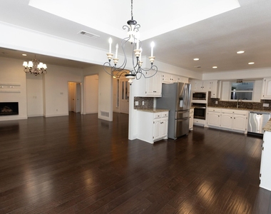 4669 Portrait Lane - Photo Thumbnail 11