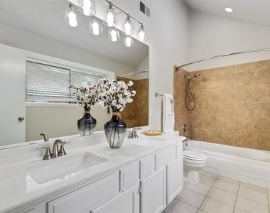 400 Azalea Drive - Photo Thumbnail 13